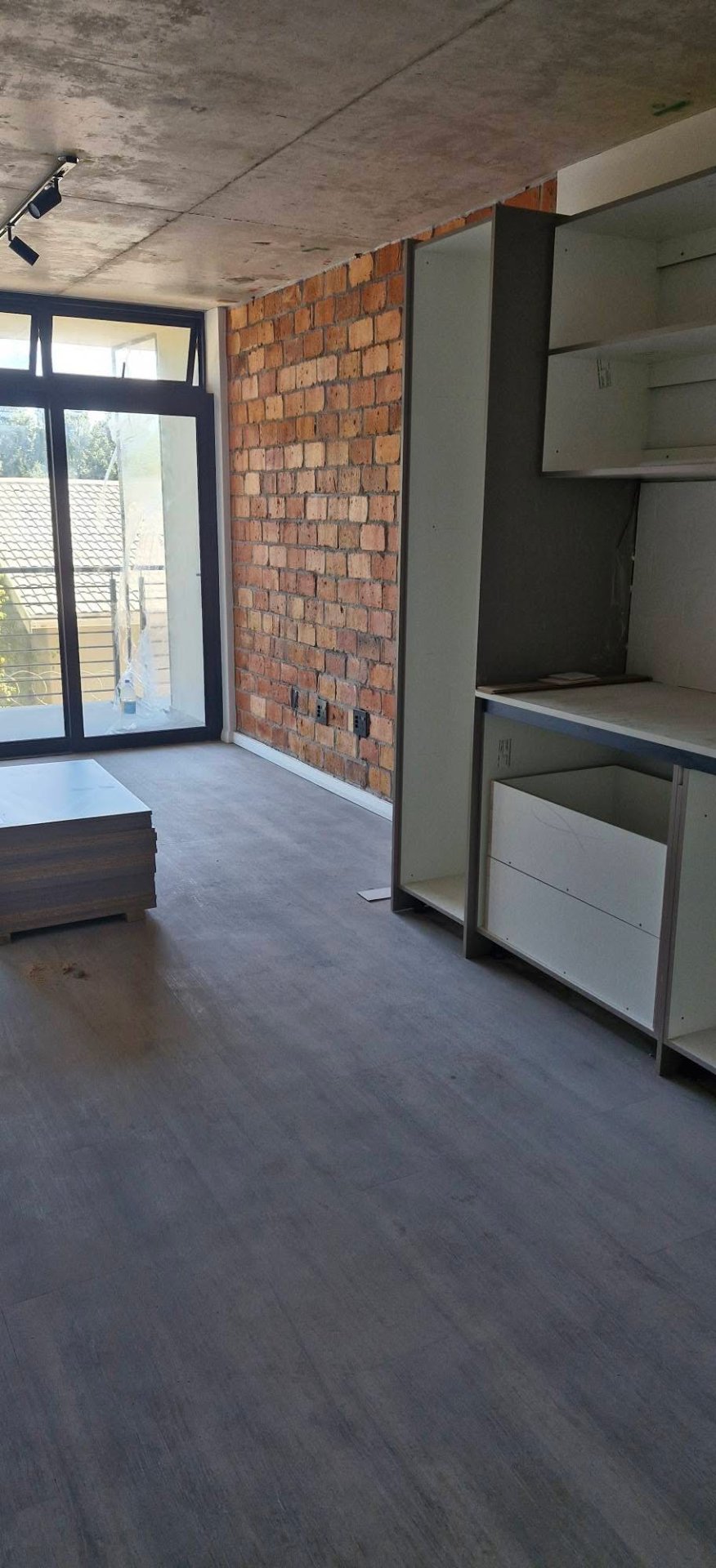 1 Bedroom Property for Sale in Table View Western Cape